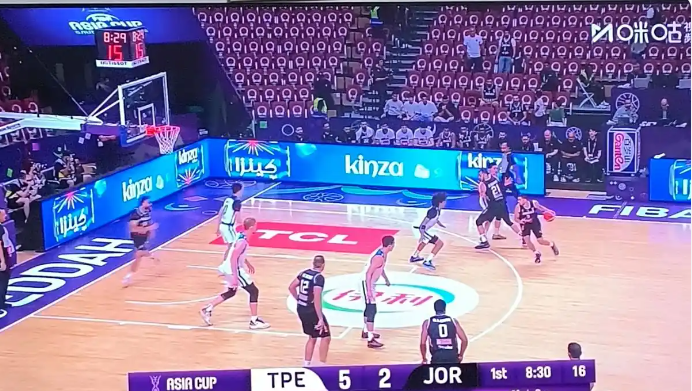 队随即以, 优于约旦队 队随即以, 优于约旦队