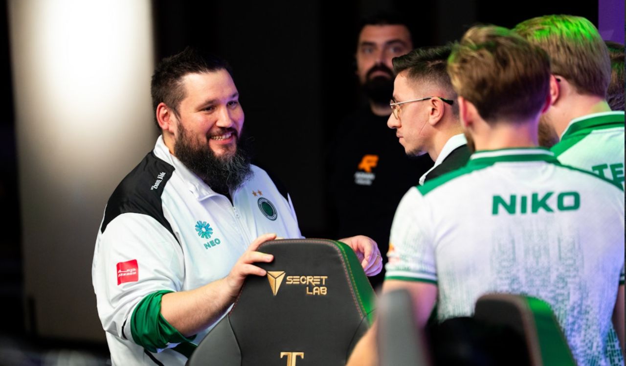 你的战术手, amp